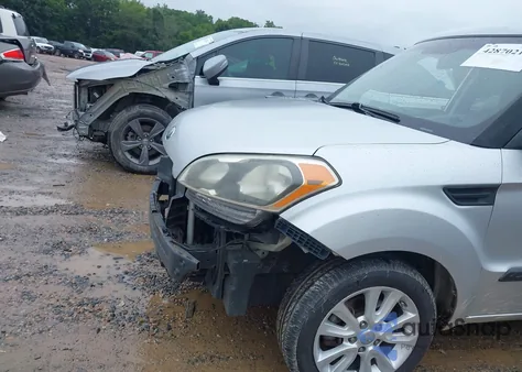 2013 Kia Soul + from USA, damaged, VIN KNDJT2A68D7530384
